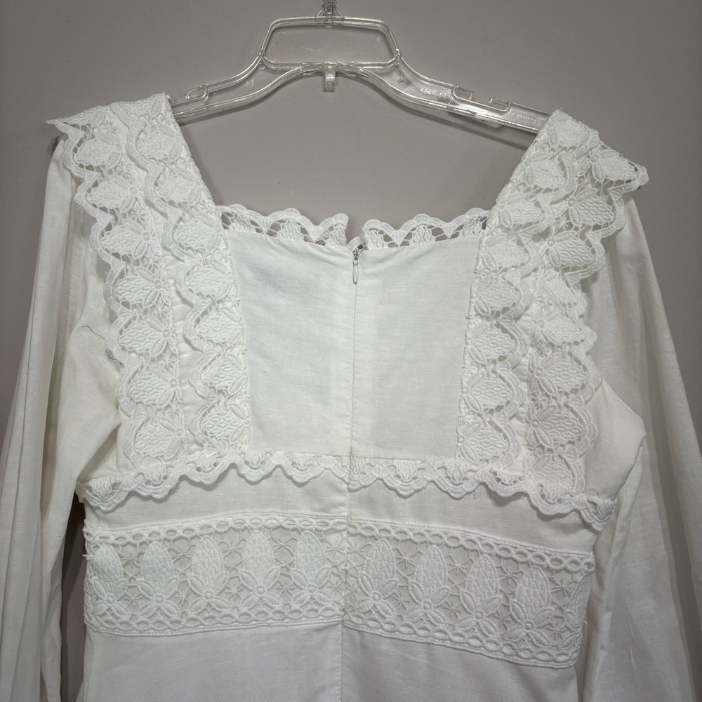 Endless Rose Square Neckline Lace
Trim Dress - Picture 6 of 7